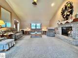 10394 Hills Lane - Photo 3
