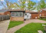 2313 Stanhope Street - Photo 2