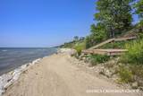 688 Waters Edge Drive - Photo 13