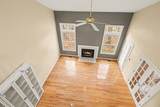 306 Pineknoll Court - Photo 9