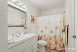 1374 Norton Avenue - Photo 20