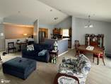 2131 Carriage Hill Circle - Photo 5