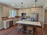 1468 Maplewood Drive - Photo 7