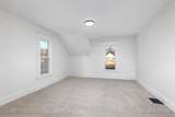 912 Hancock Street - Photo 16