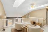 306 Pineknoll Court - Photo 15