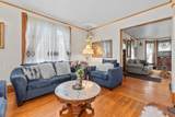 79 Budlong Street - Photo 8