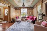 201 Henry Street - Photo 11
