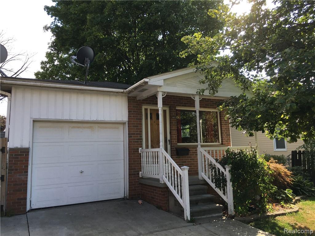1407 Champaign Road - Photo 1