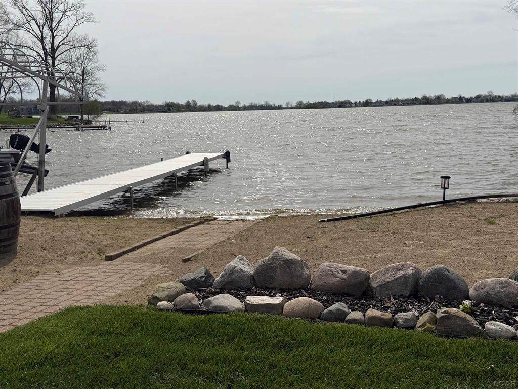 https://bt-photos.global.ssl.fastly.net/michigan/orig_boomver_10_653100160-2.jpg