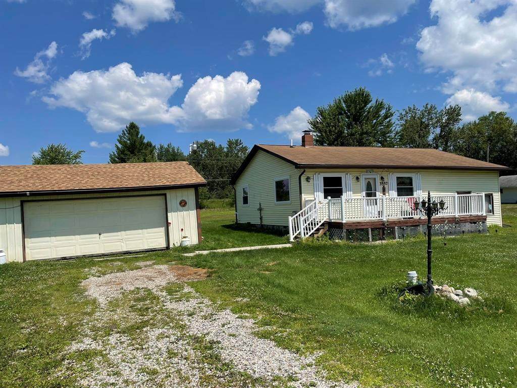 3557 Coveview Drive - Photo 1