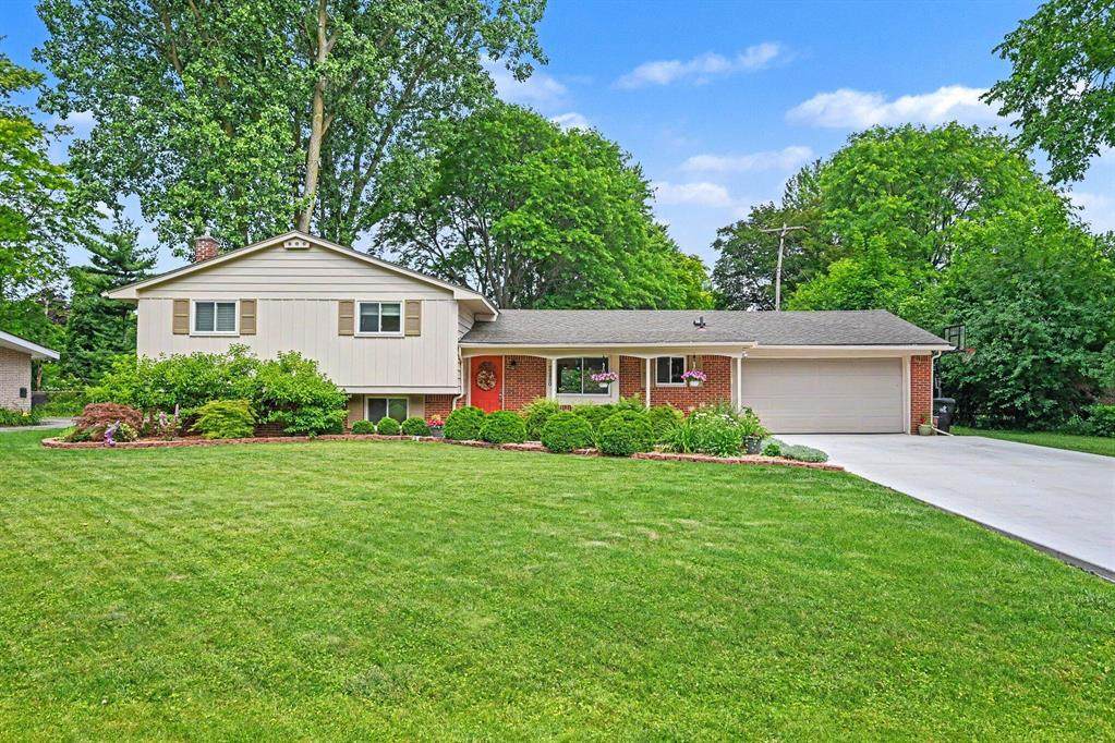 32450 Chesterbrook Street - Photo 1