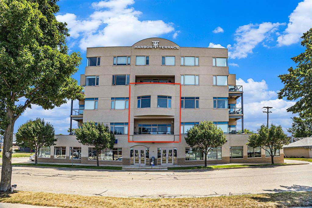 105 Danaher Street - Photo 1