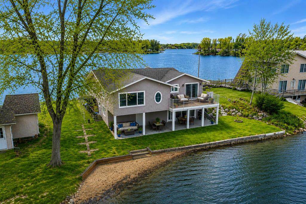 7896 Bay Meadow - Photo 1