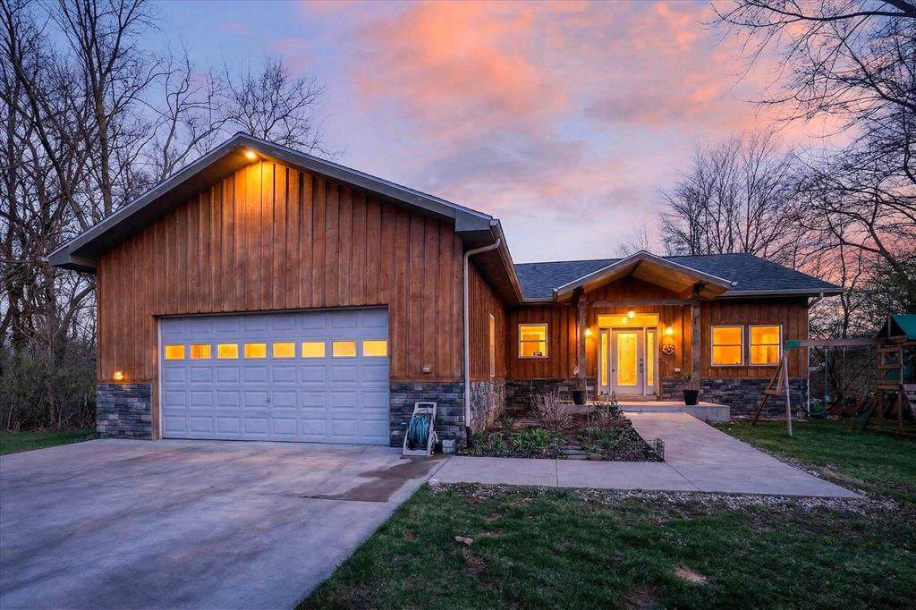 23536 Forest Shores Drive - Photo 1