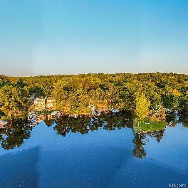 11518 Riverbank Lane - Photo 1