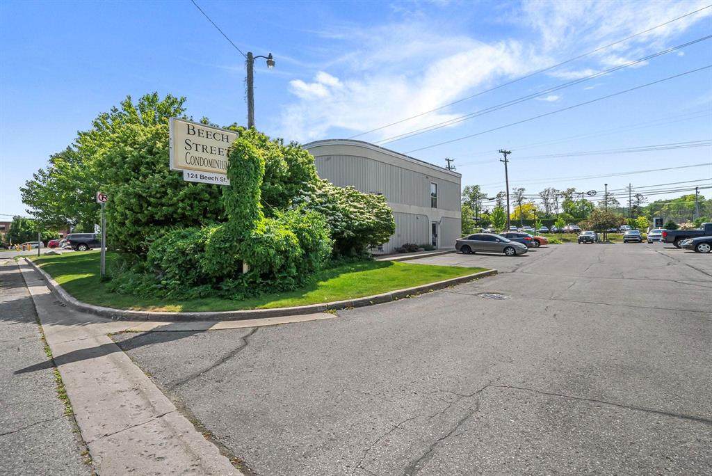 124 Beech Street - Photo 1
