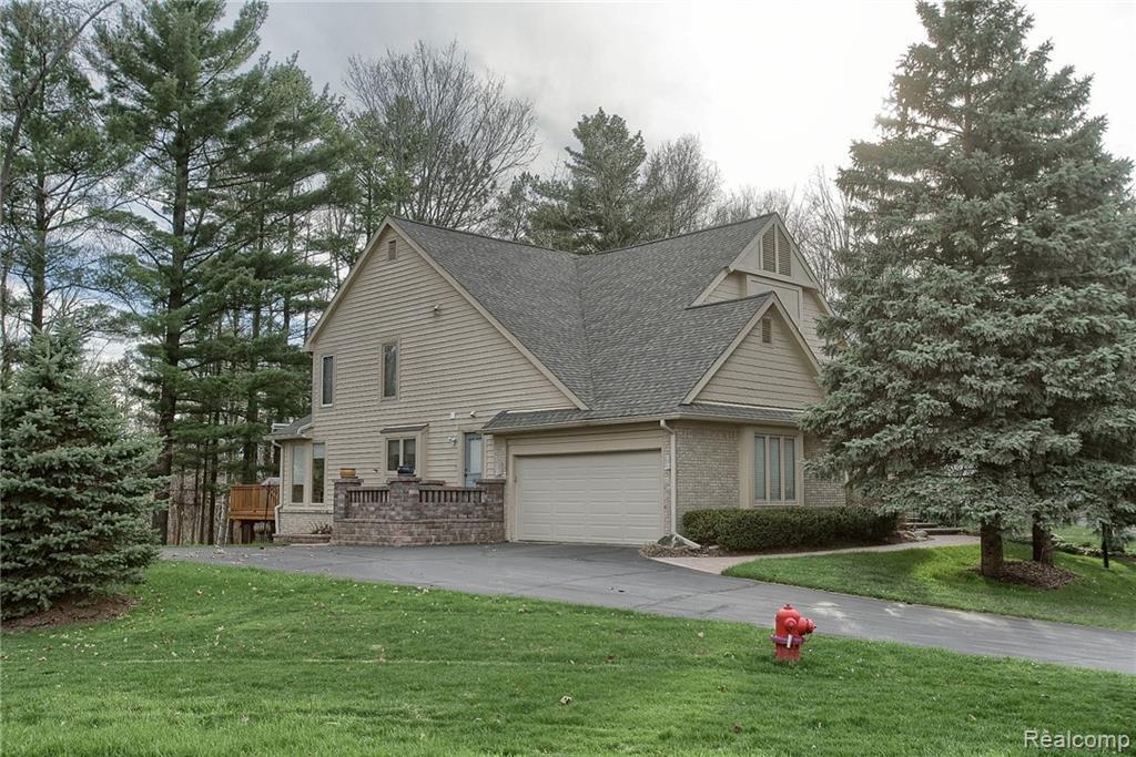 6233 Lindsay Court - Photo 1