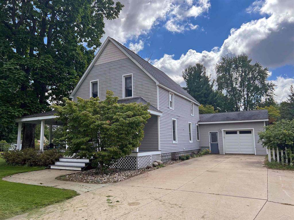 301 Walnut Street - Photo 1
