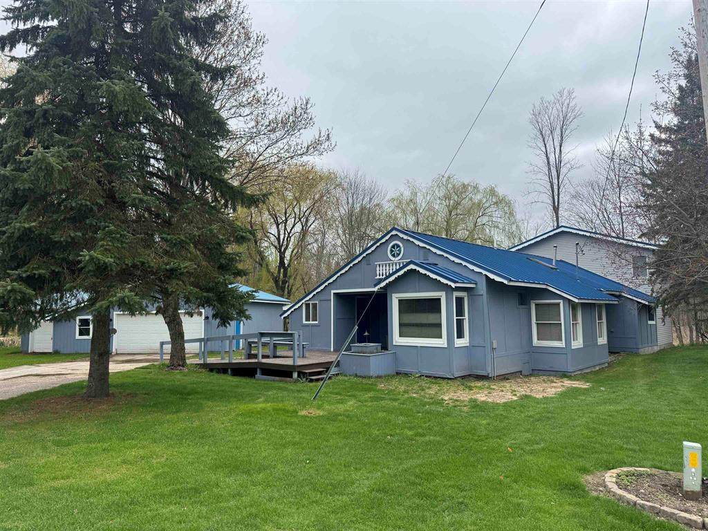 337 Henderson Court - Photo 1