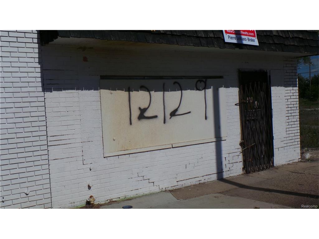 12121 Gratiot Avenue - Photo 1