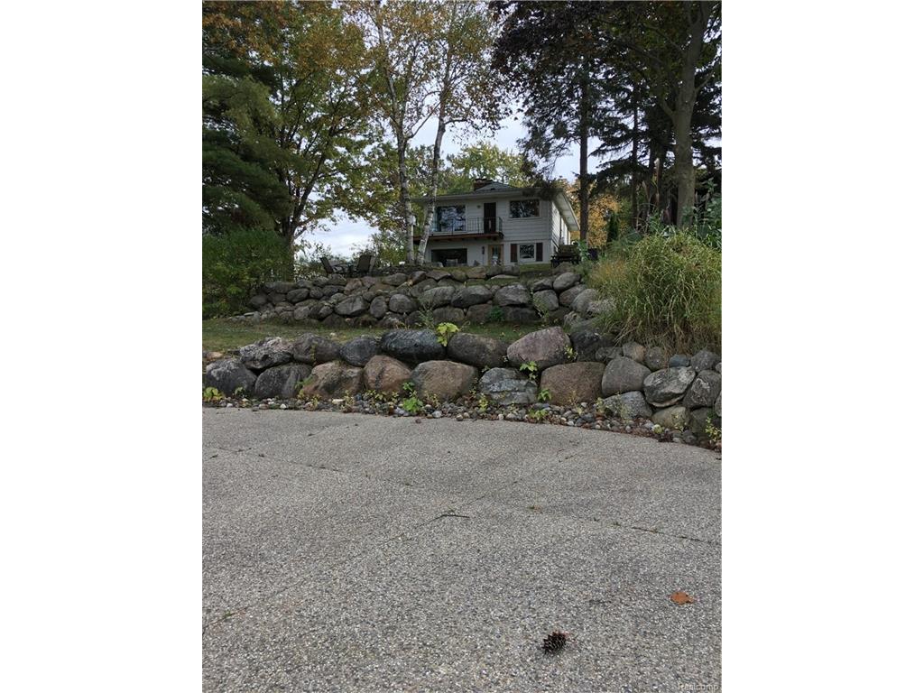4322 Fowler Drive - Photo 1