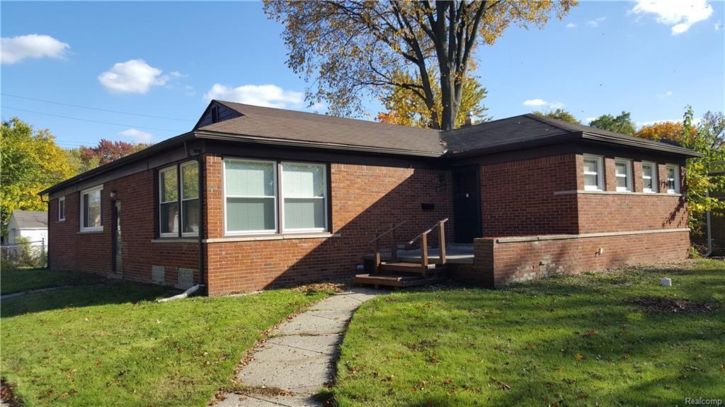 24380 Gardner Street - Photo 1