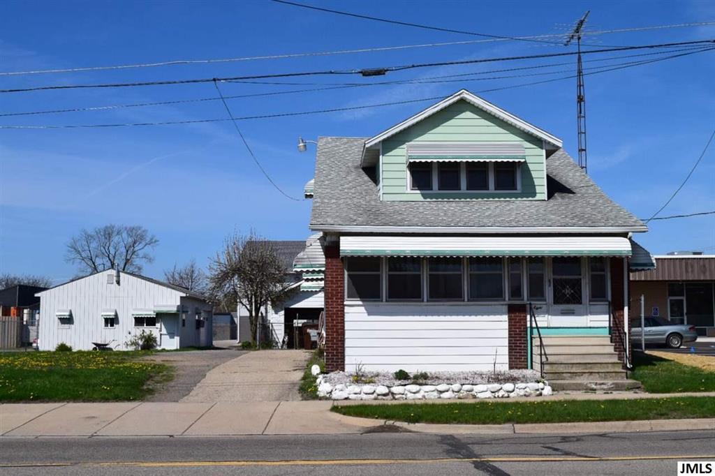 818 Francis St - Photo 1