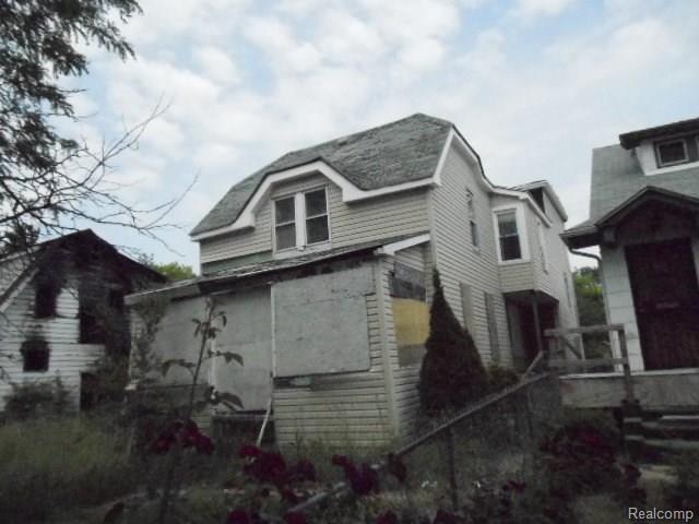 2426 Tuxedo Street - Photo 1