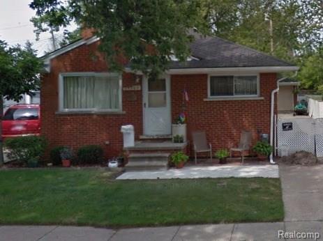 24909 Saxony Avenue - Photo 1