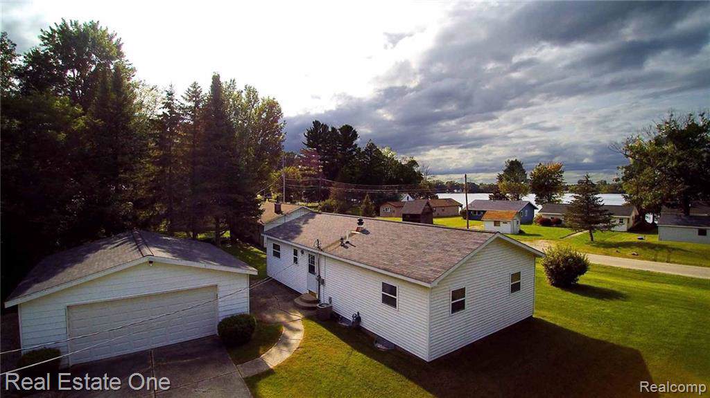 418 Sleeper Drive - Photo 1