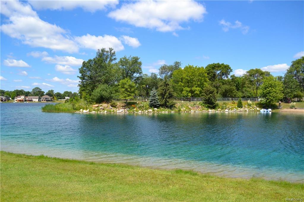 47827 Crichton Lane - Photo 1