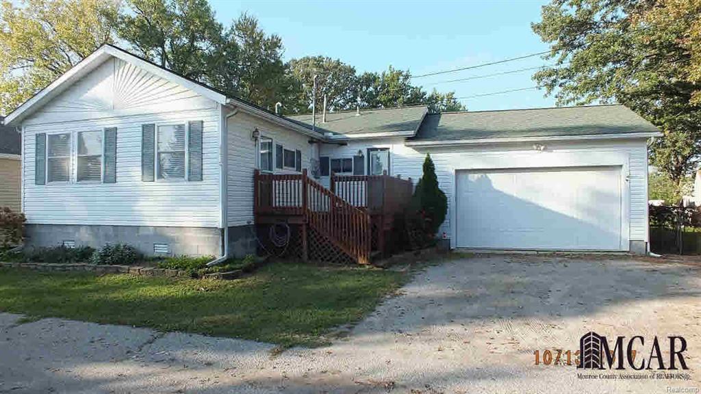 4416 Oak St - Photo 1