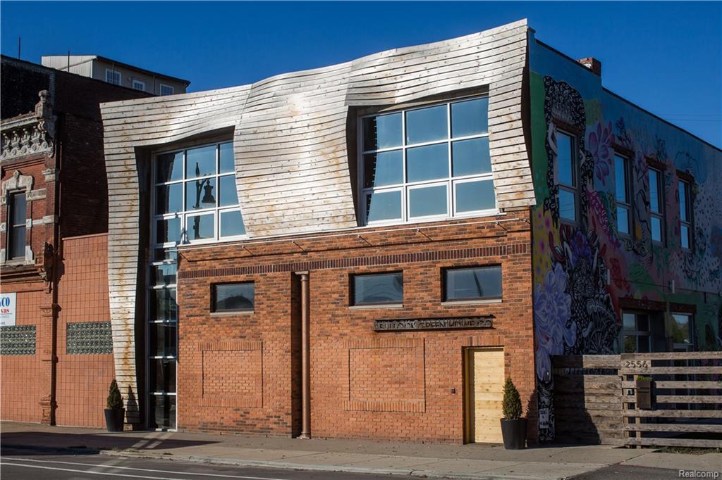 2560 Michigan Avenue - Photo 1