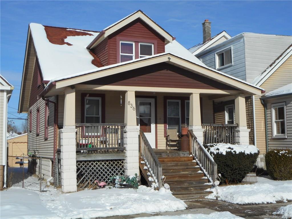 836 Chestnut Street - Photo 1