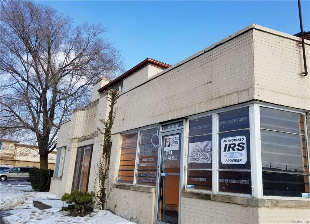 10909 Jefferson Avenue - Photo 1