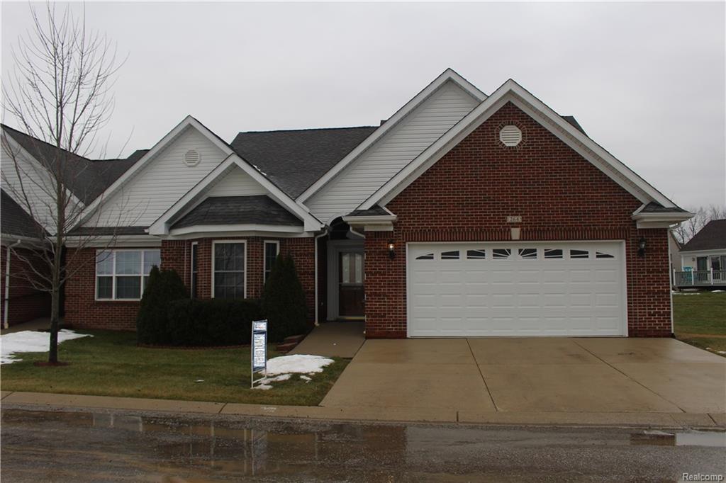 264 Devonshire Drive - Photo 1