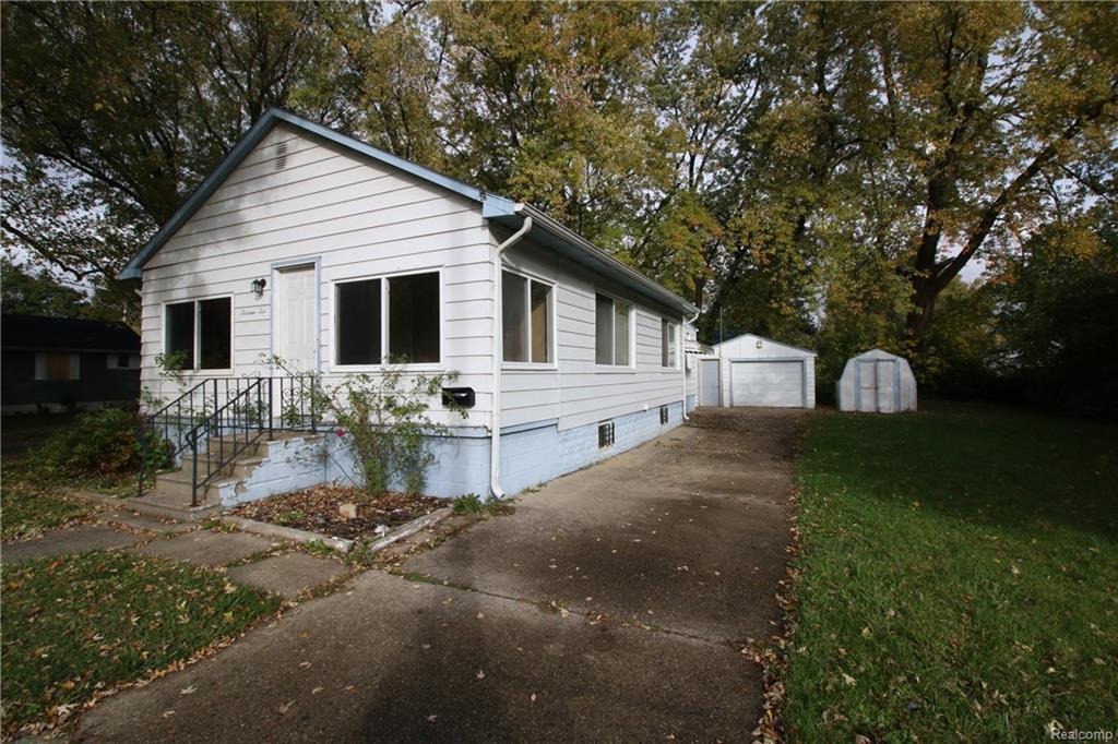 1310 Huron Street - Photo 1