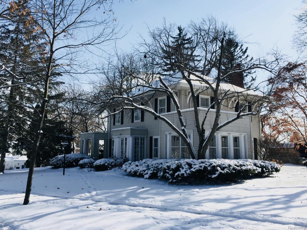 937 Cresenwood Road - Photo 1