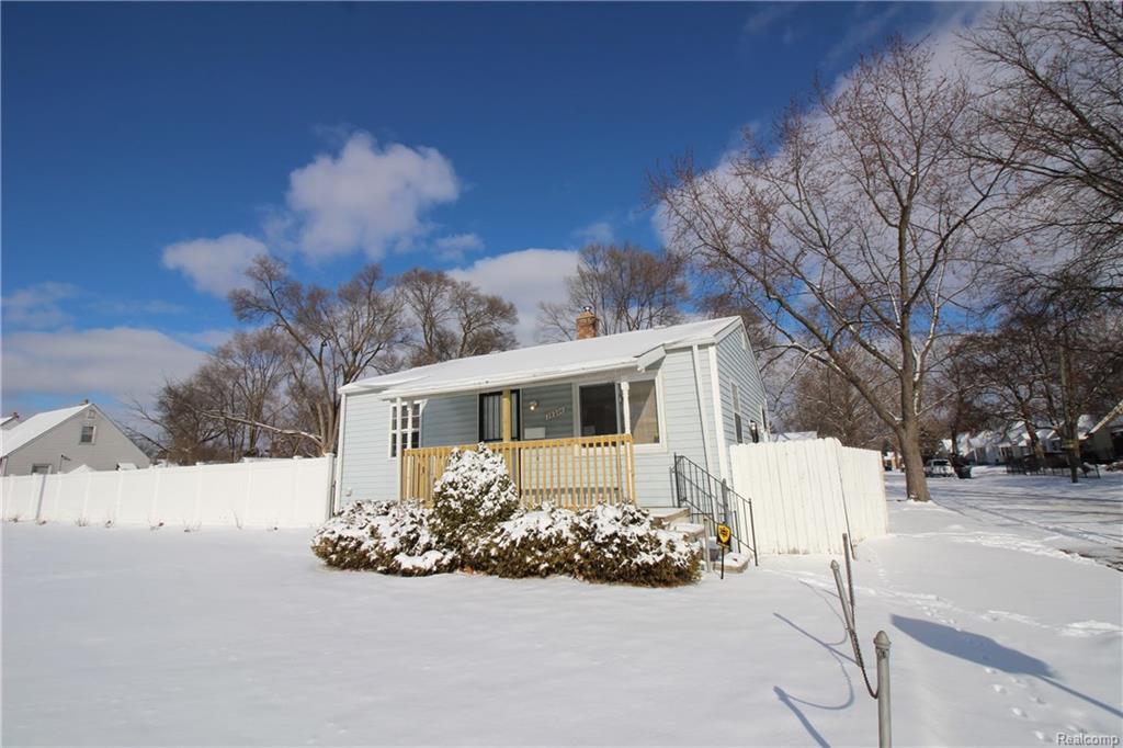 19200 Tireman Street - Photo 1