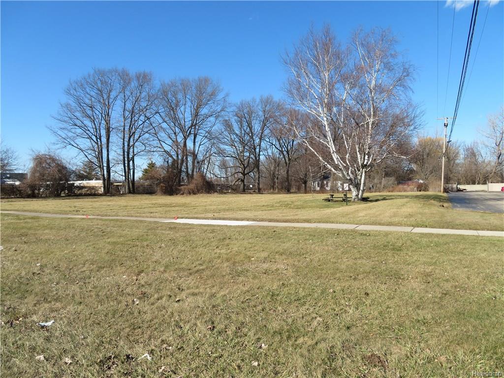 1111 Eleven Mile Road - Photo 1