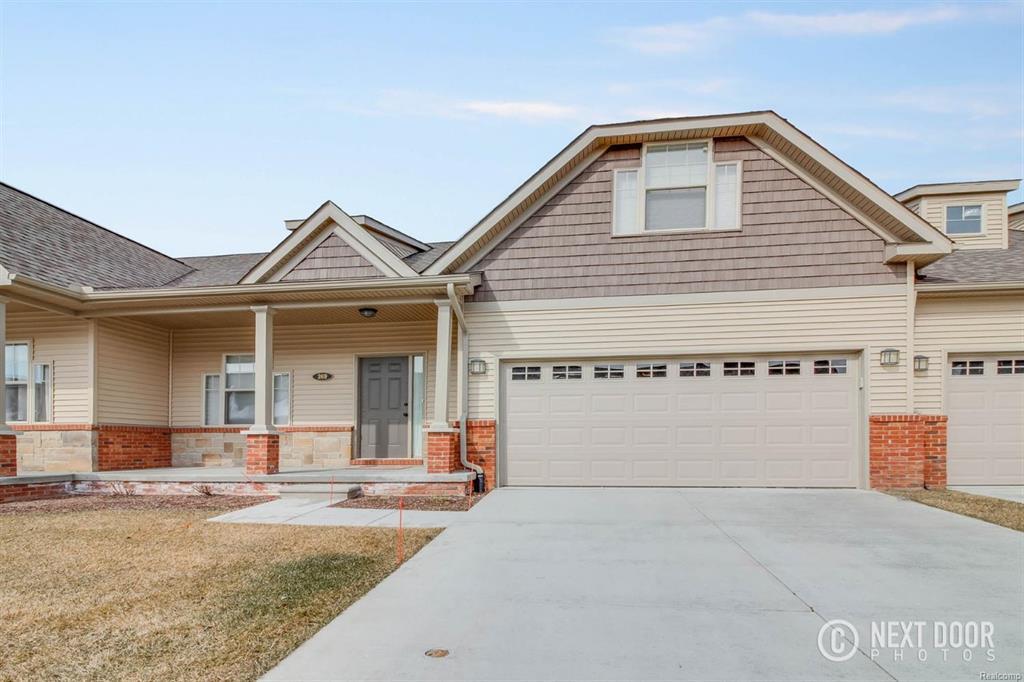 269 Victoria Drive - Photo 1