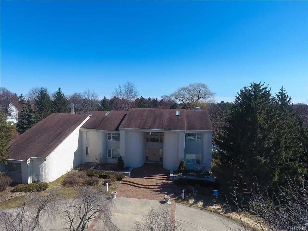 1818 Doral Court - Photo 1