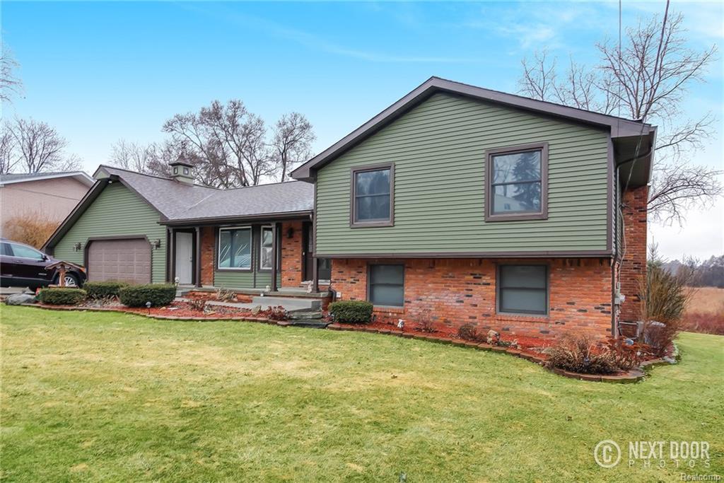 8884 Sandycrest Drive - Photo 1