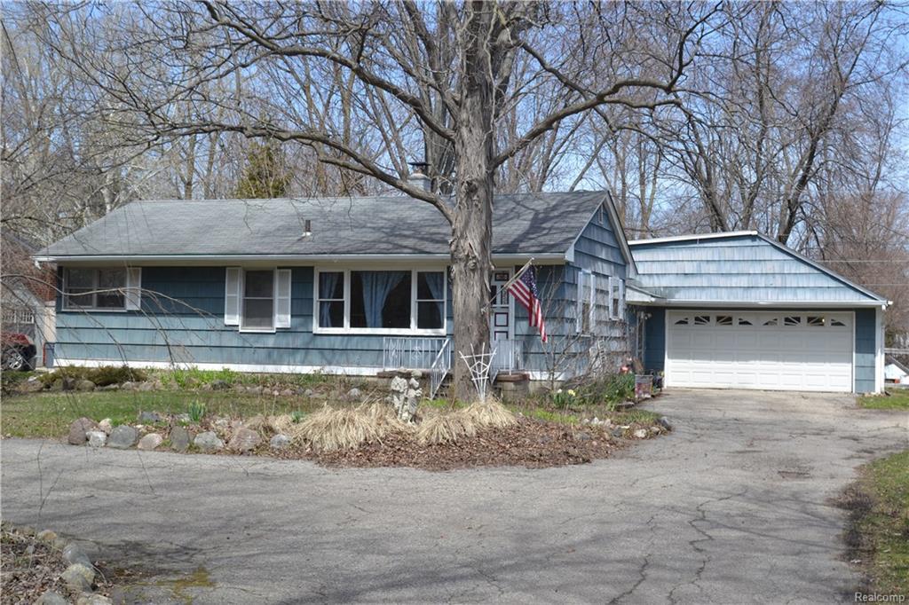 30230 Puritan Street - Photo 1