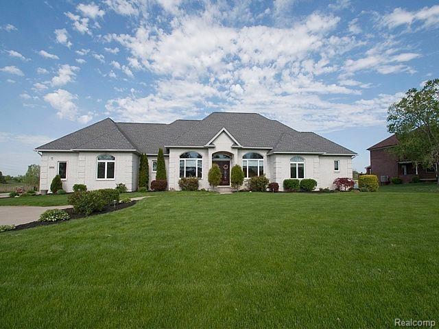 9256 Desert Trail Drive - Photo 1