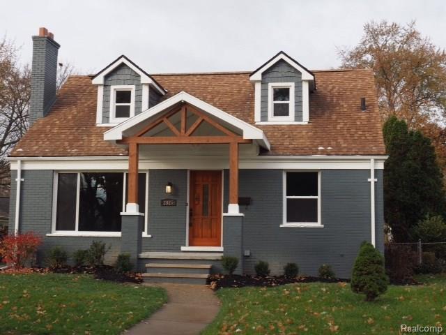 2925 Benjamin Avenue - Photo 1