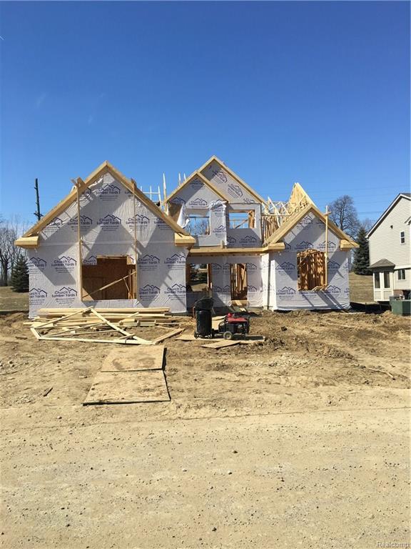880 Woodside Drive - Photo 1