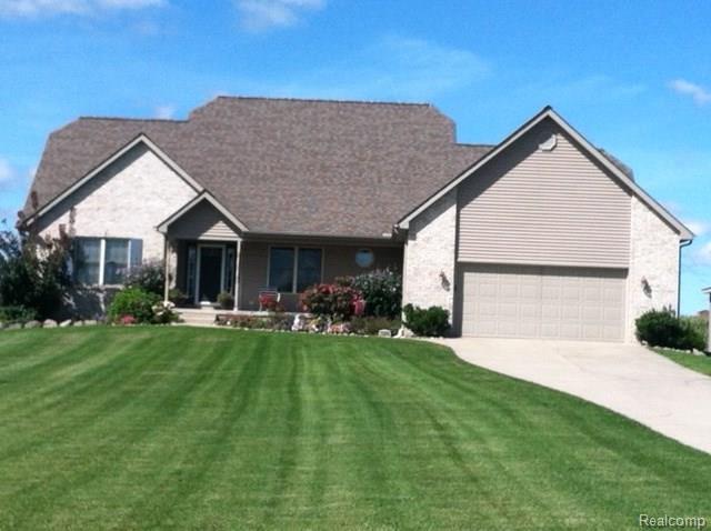 13044 White Oaks - Photo 1
