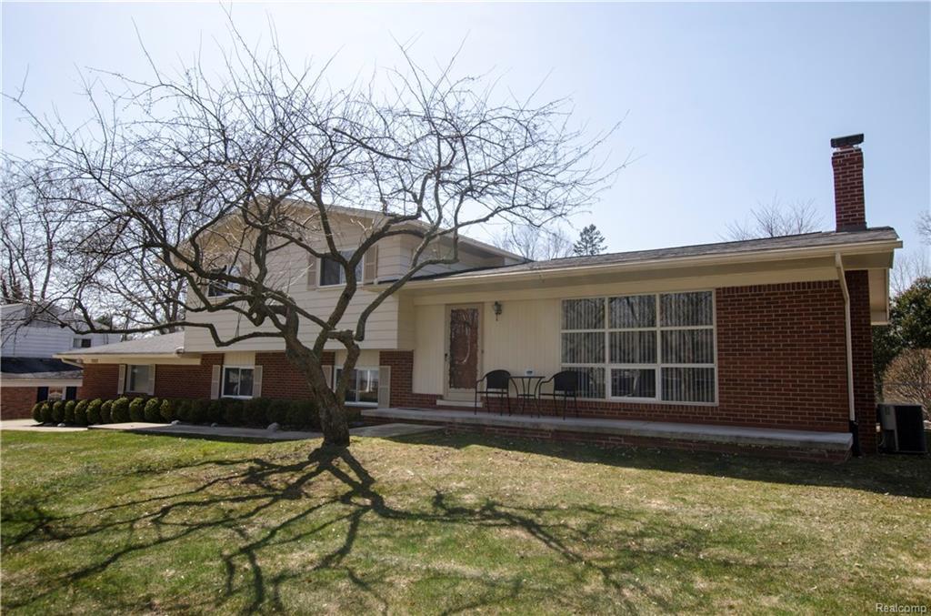 7002 Woodbank Drive - Photo 1