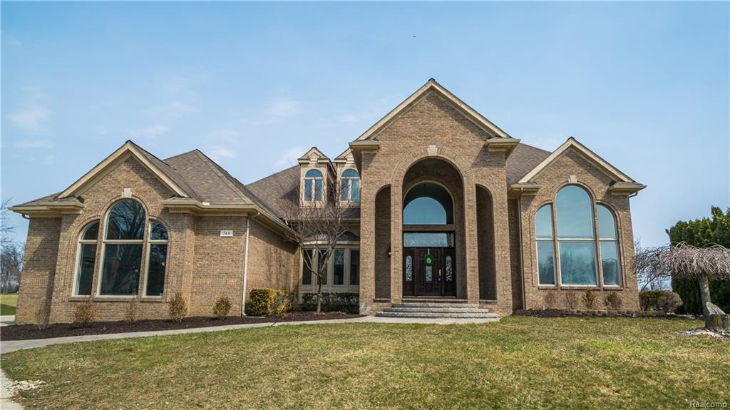 748 Eltham Ct - Photo 1